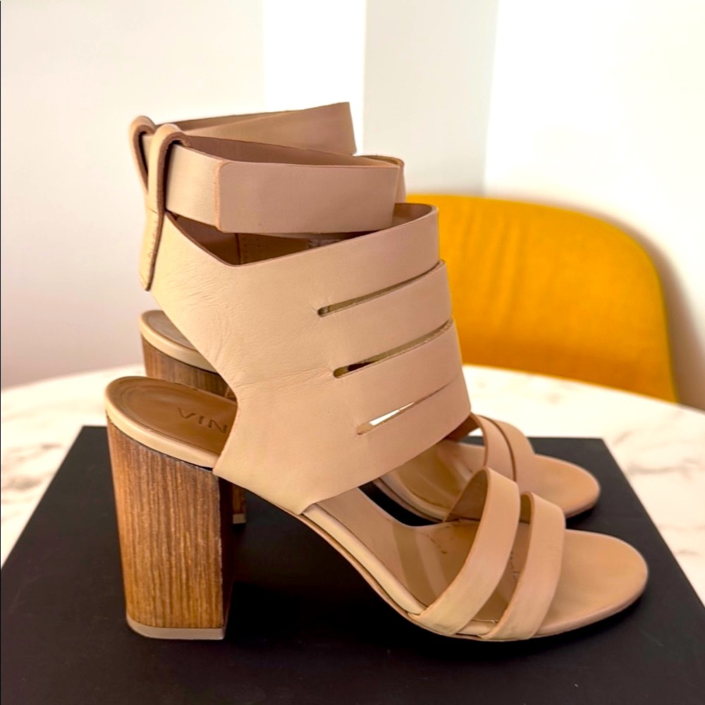 Vince Women's Tan Block Heel Sandals